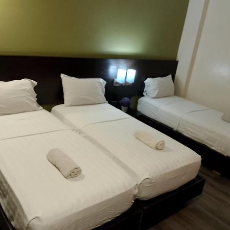 Makati Boutique Hotel Near Naia Airport Terminal 3 Edsa Pasay Cbd Makati City Dış mekan fotoğraf