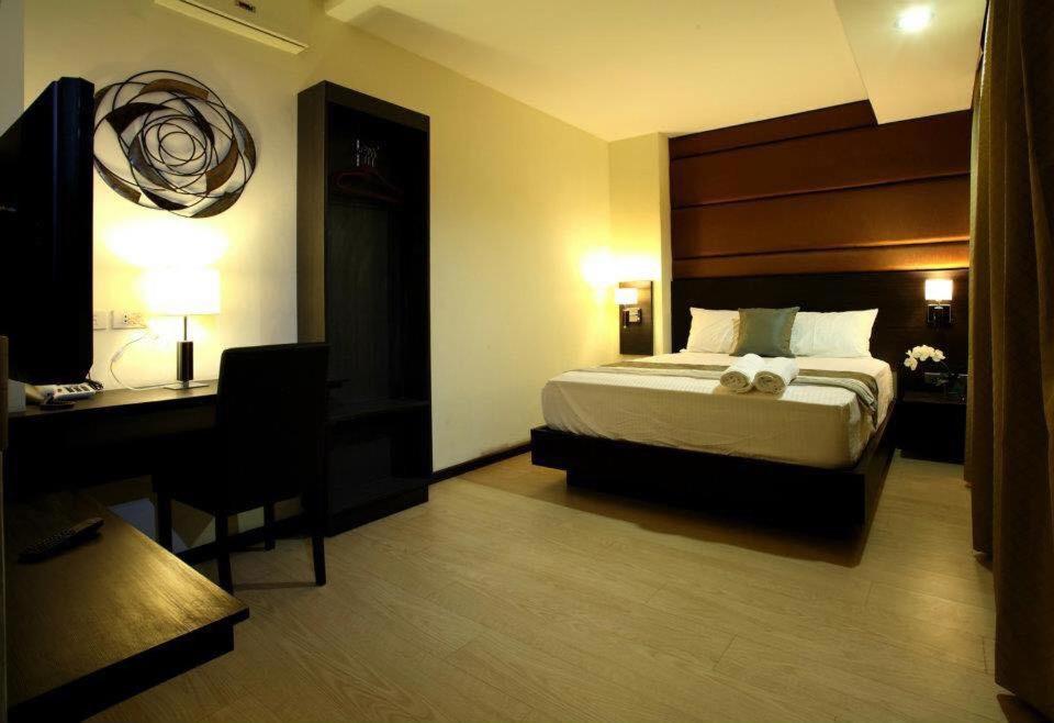 Makati Boutique Hotel Near Naia Airport Terminal 3 Edsa Pasay Cbd Makati City Dış mekan fotoğraf