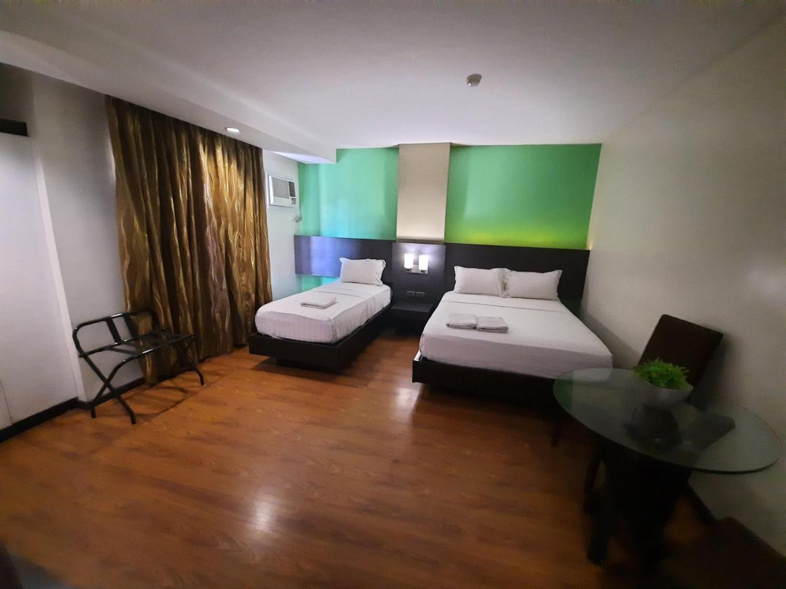 Makati Boutique Hotel Near Naia Airport Terminal 3 Edsa Pasay Cbd Makati City Dış mekan fotoğraf