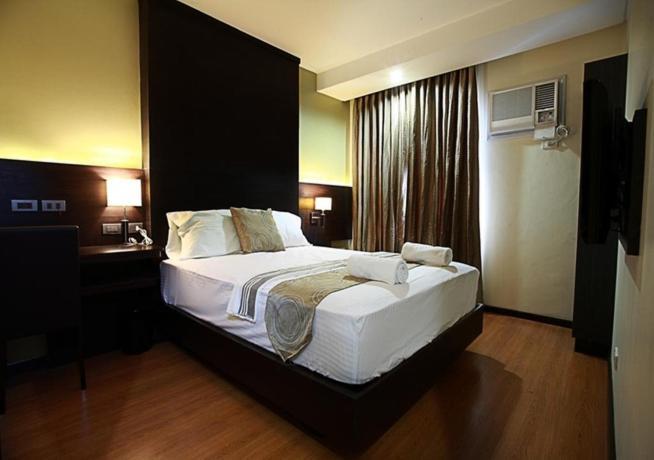 Makati Boutique Hotel Near Naia Airport Terminal 3 Edsa Pasay Cbd Makati City Dış mekan fotoğraf